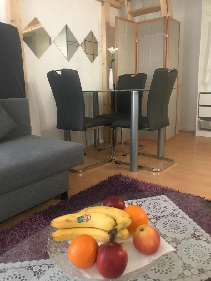 Herz Eg. Bis 3 Pers. Bei Alexanderplatz Mit Terrasse Appartamento